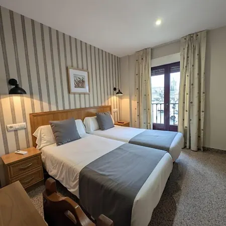 여관 Hospederia Puerta De La Catedral