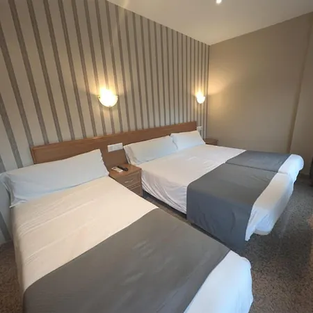 Hospederia Puerta De La Catedral Fogadó